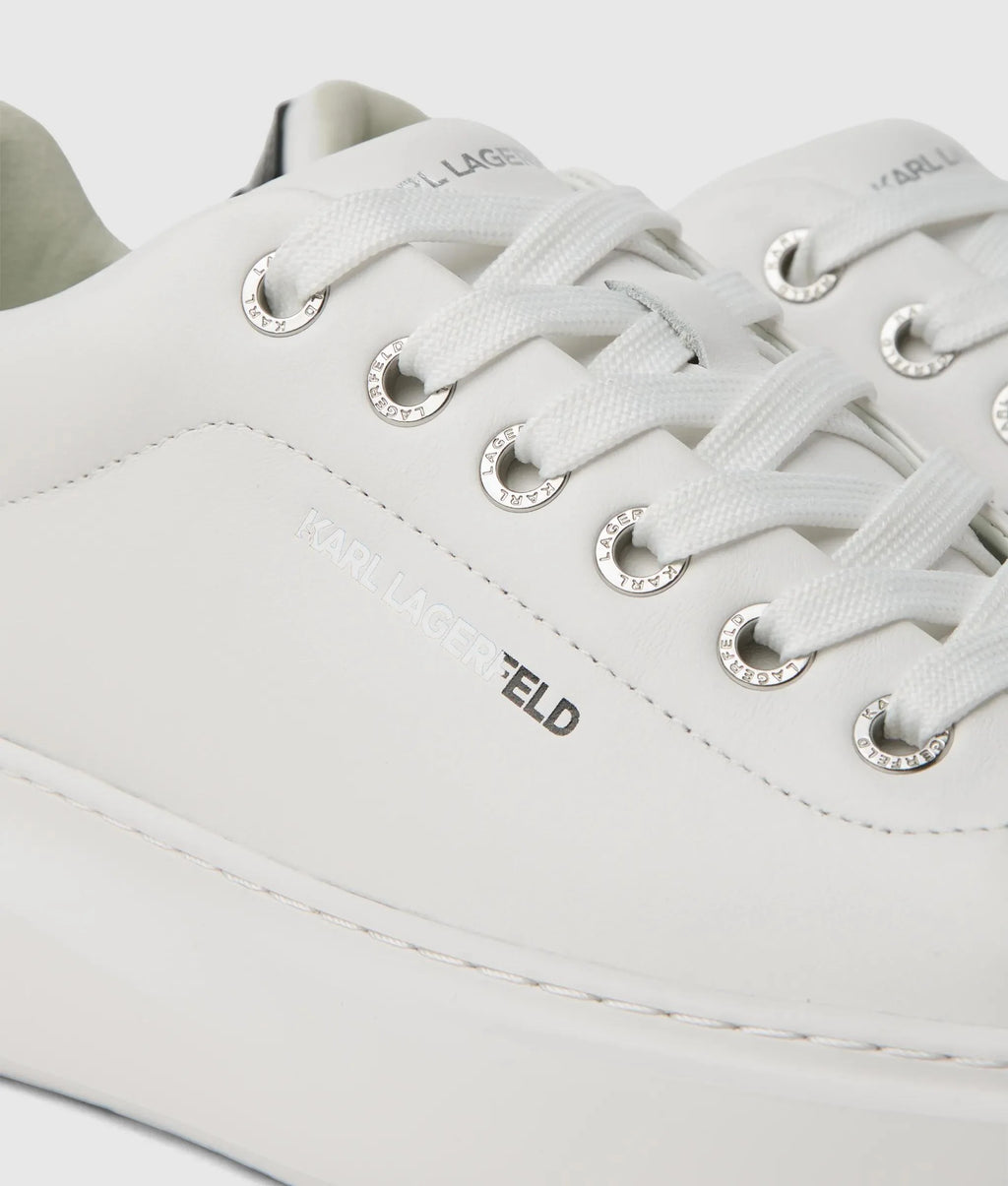 Ikon NFT kore sneakers