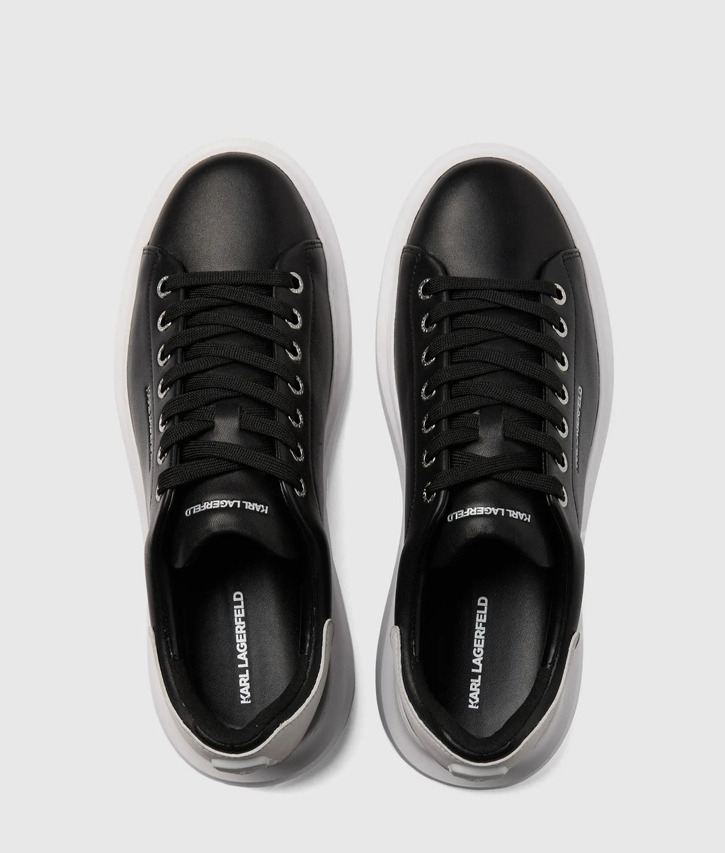 Ikon NFT kore sneakers