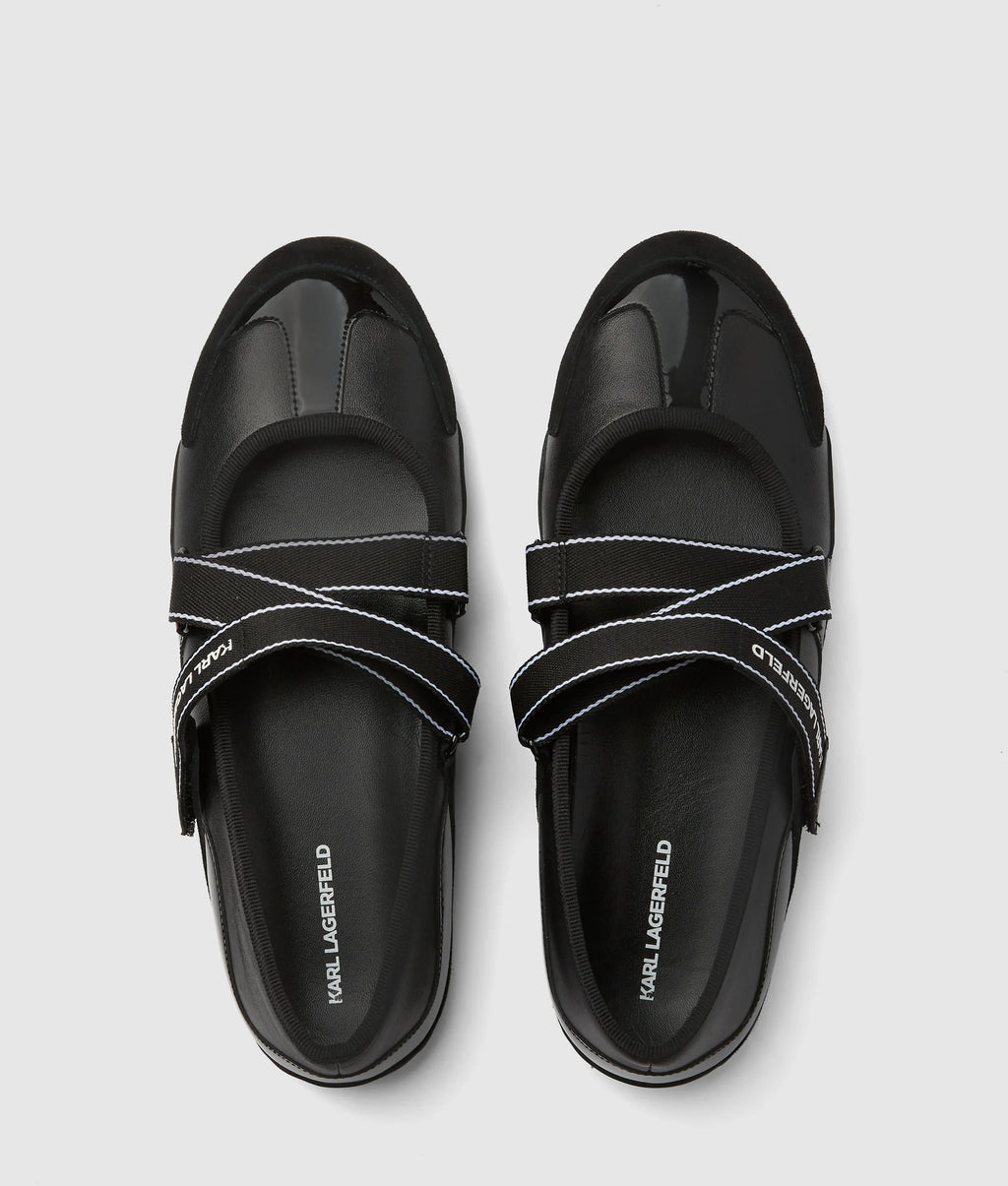 Altia Kross strap flats