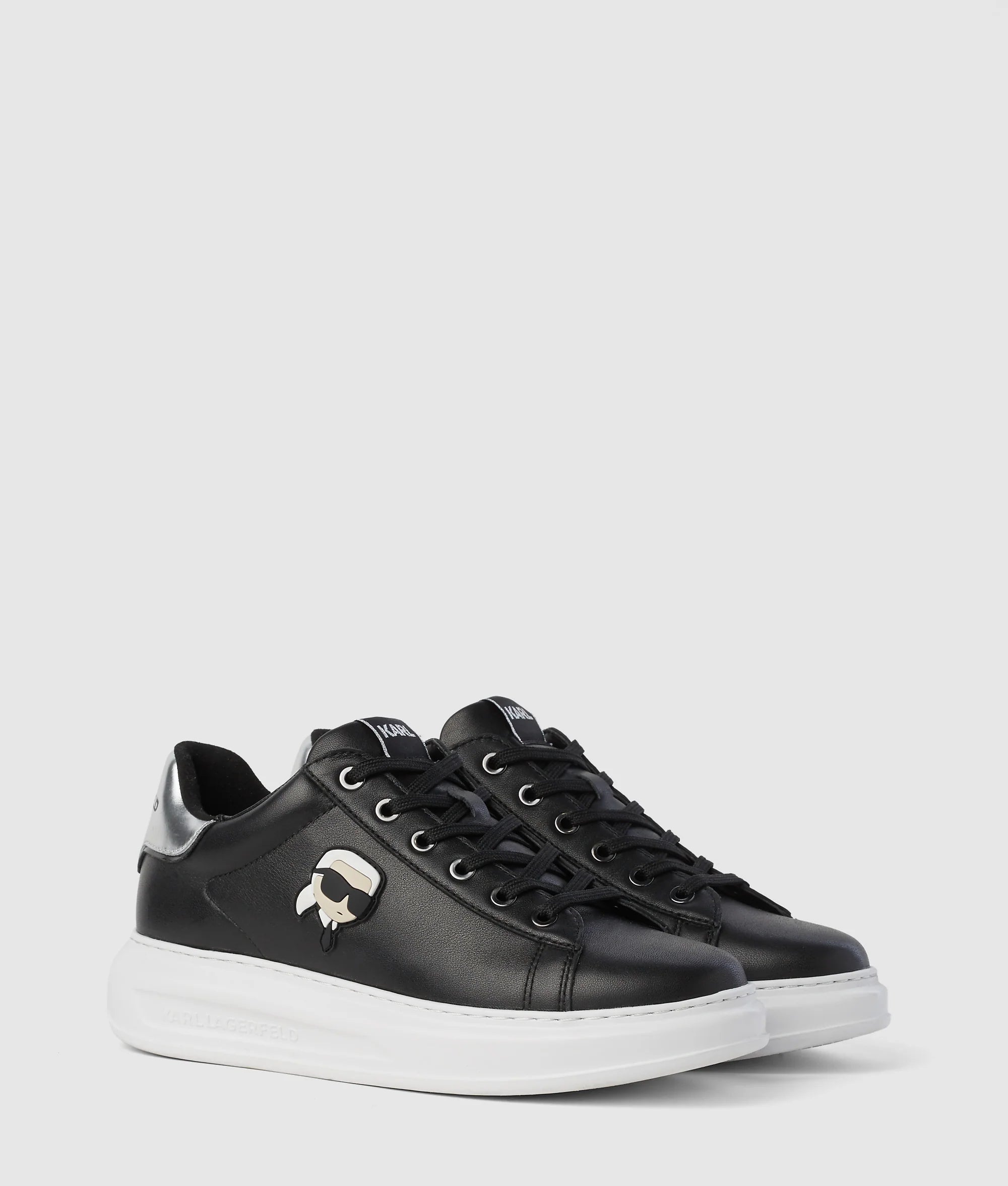 Ikon NFT Kapri sneakers
