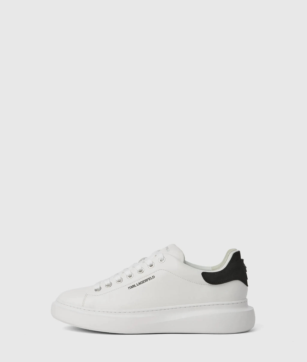 Ikon NFT kore sneakers