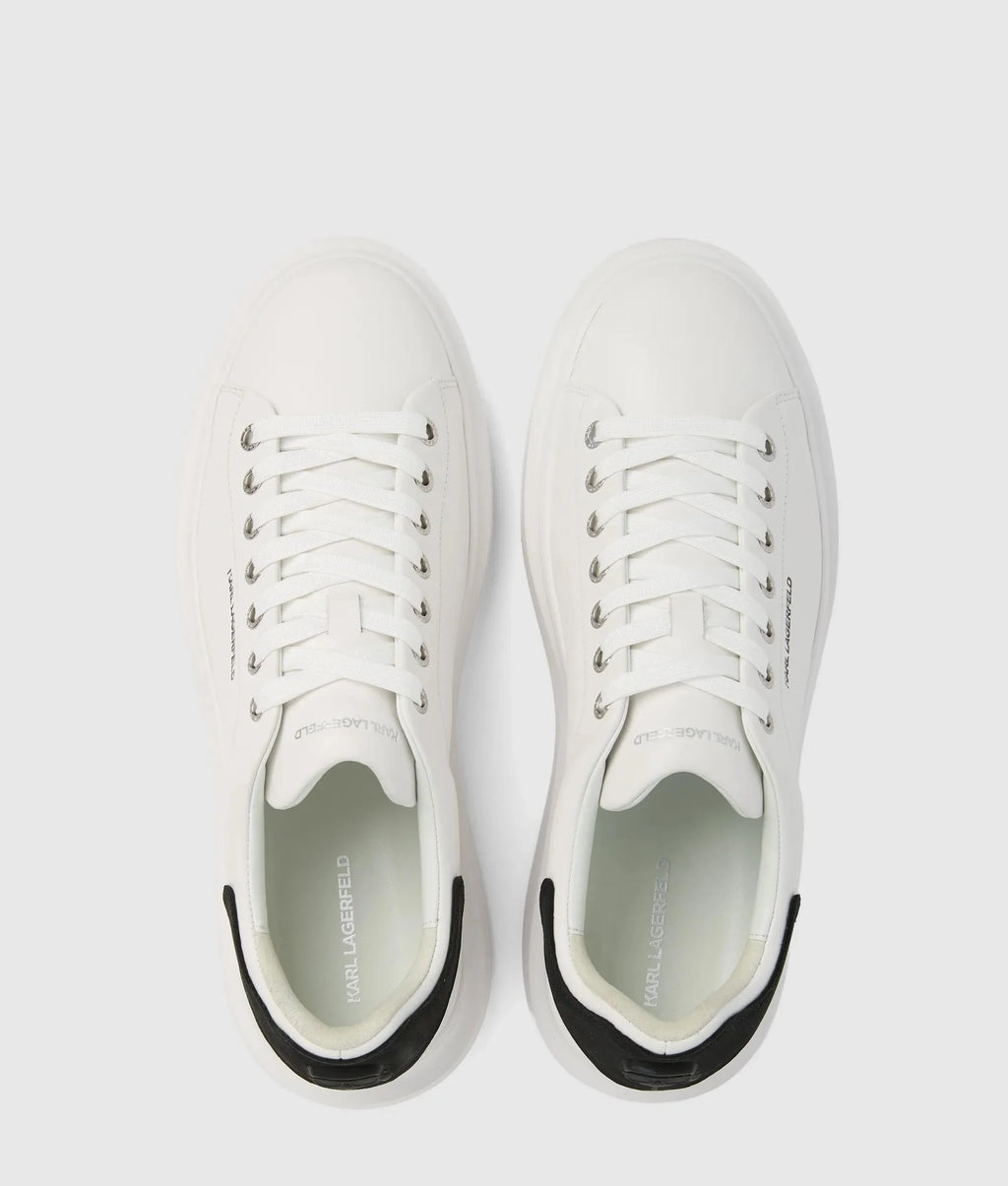 Ikon NFT kore sneakers